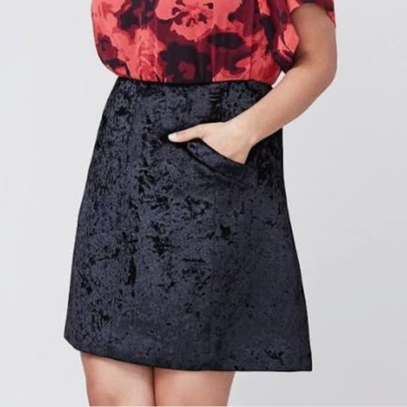 Rachel Rachel Roy Black Velvet A-Line Mini Skirt Size 4 - Picture 2 of 9